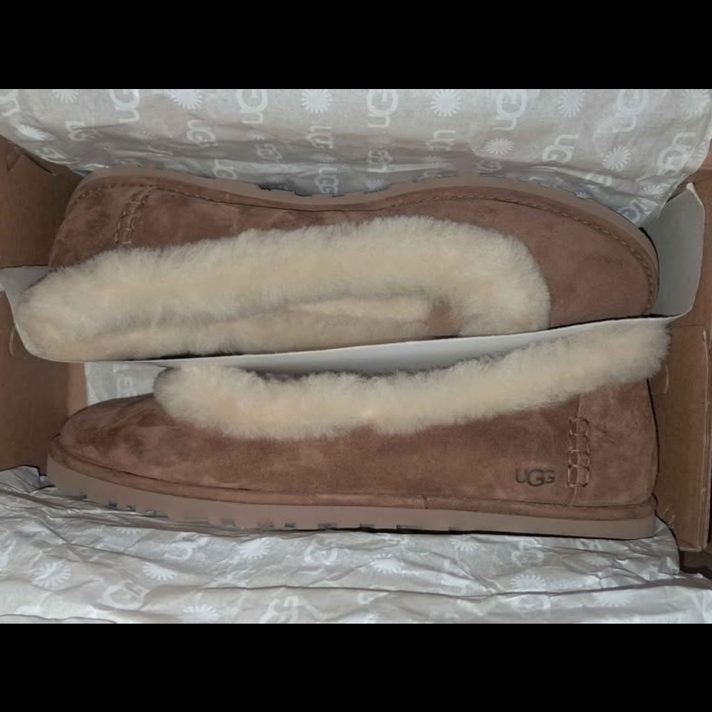 NIB Never Even Tried-On UGG ZORA BALLET FLATS
